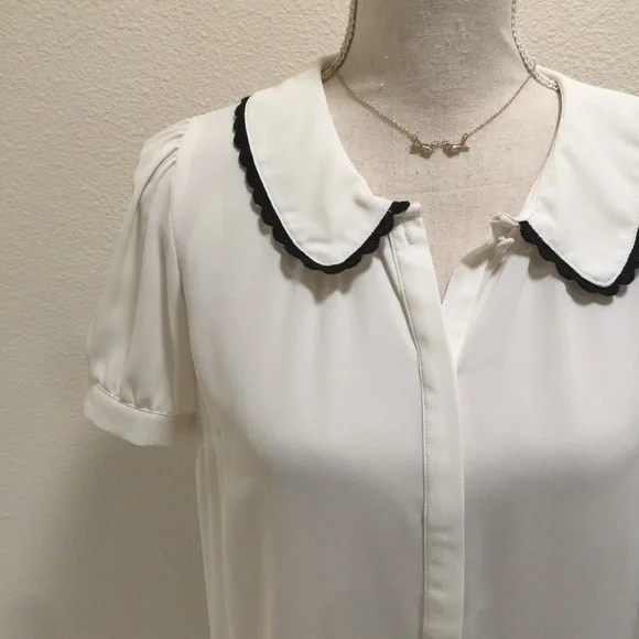 White Button Blouse with Black Lace Peter Pen Collar Schoolgirl Cosplay Coquette - Picture 9 of 12